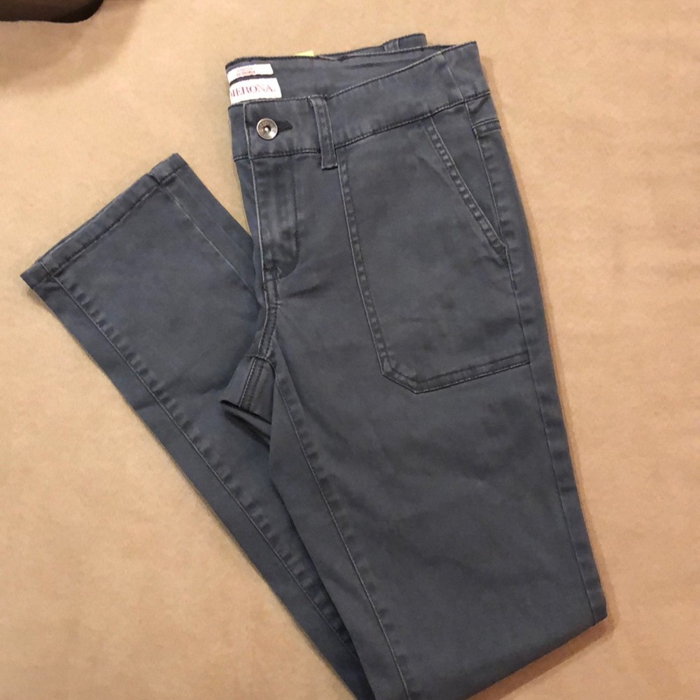 Gray Skinny Pants - Sz 4